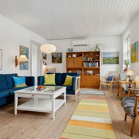 Villa Cozy In On Aero *